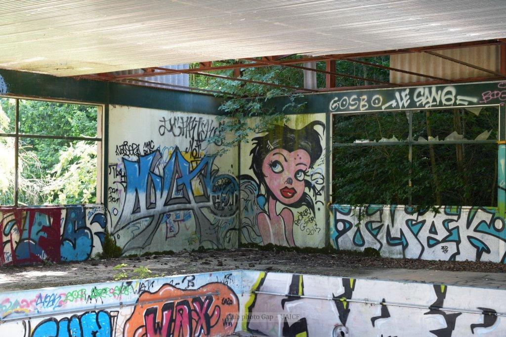 Robert - La Piscine