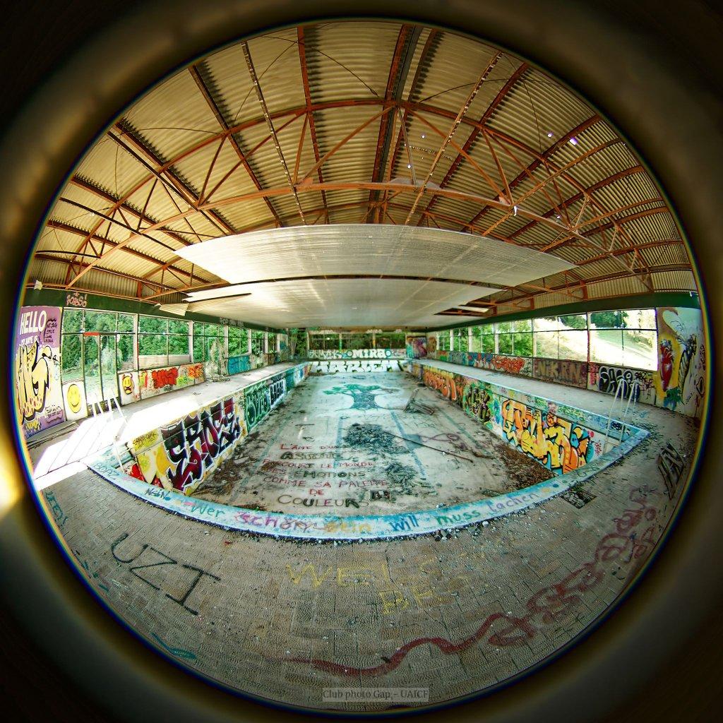 Robert - La Piscine